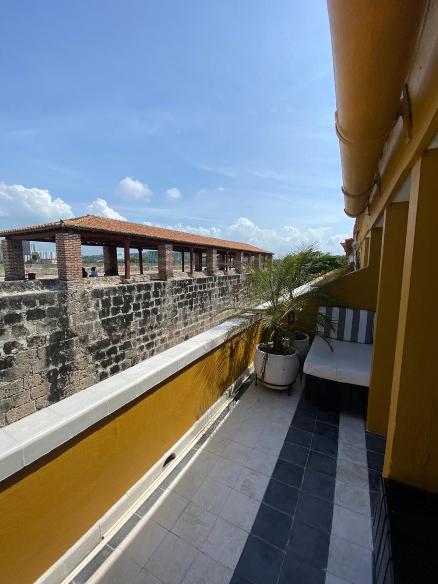 Apartamento Duplex Vista Al Mar Y Murallas Nuevo En La Ciudad Amurallada Cartagena Exterior foto