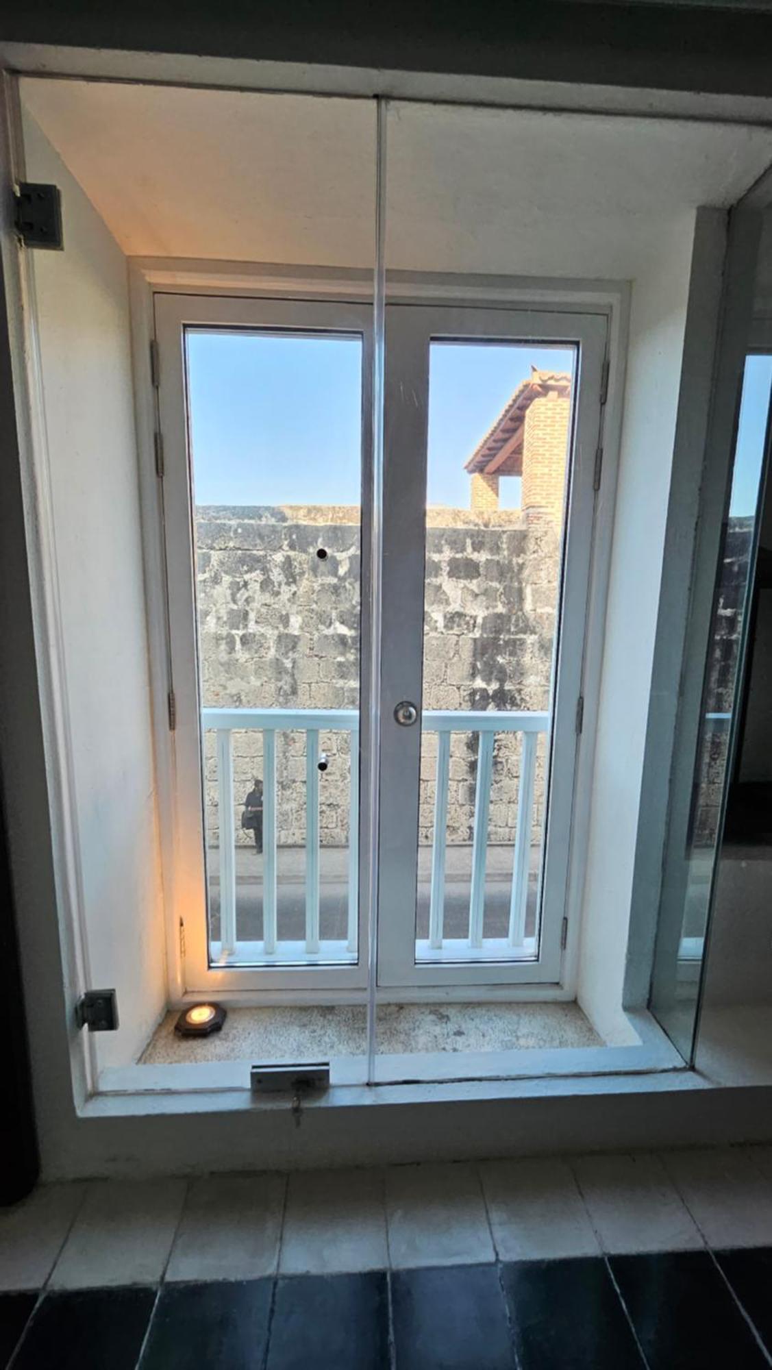 Apartamento Duplex Vista Al Mar Y Murallas Nuevo En La Ciudad Amurallada Cartagena Exterior foto